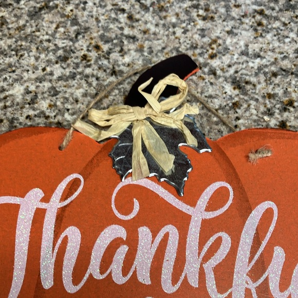 Fall wood pumpkin farmhouse sign with sparkling letters - Picture 3 of 5